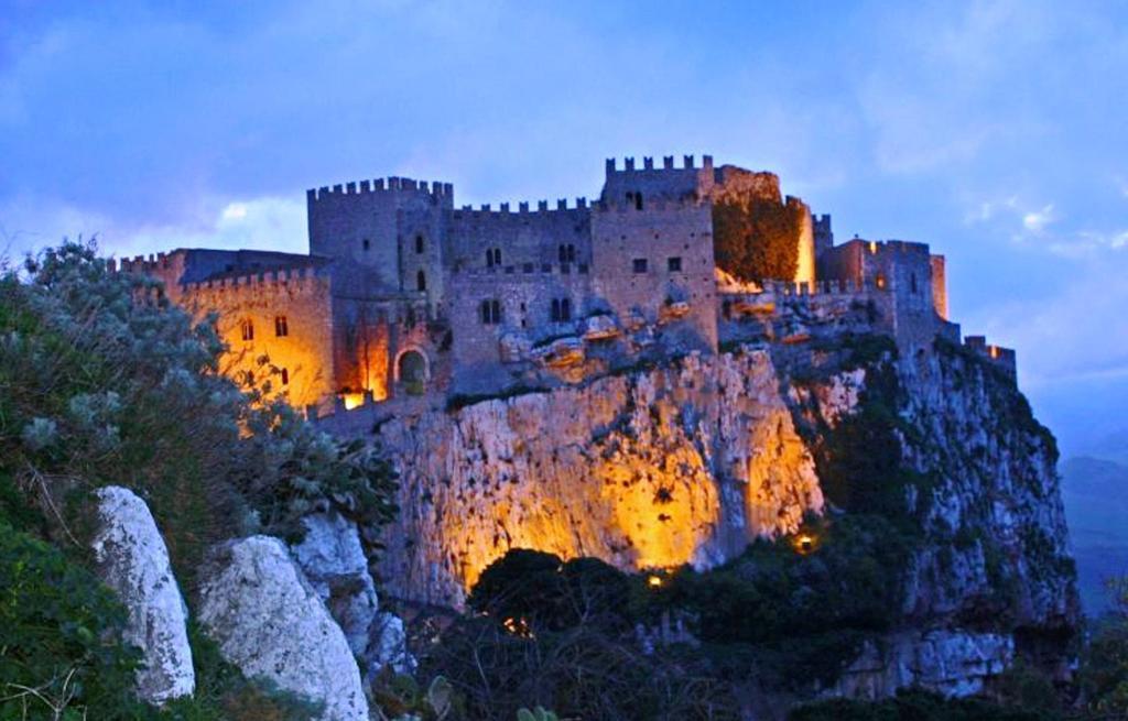 Case Vacanze Scimeca Caccamo الغرفة الصورة
